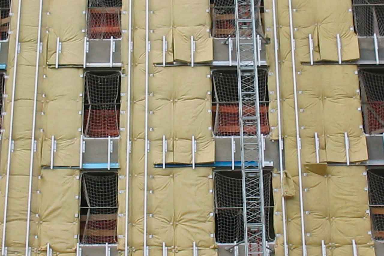 La reducción de la demanda energética, la gran olvidada del programa de rehabilitación de edificios públicos (PIREP)