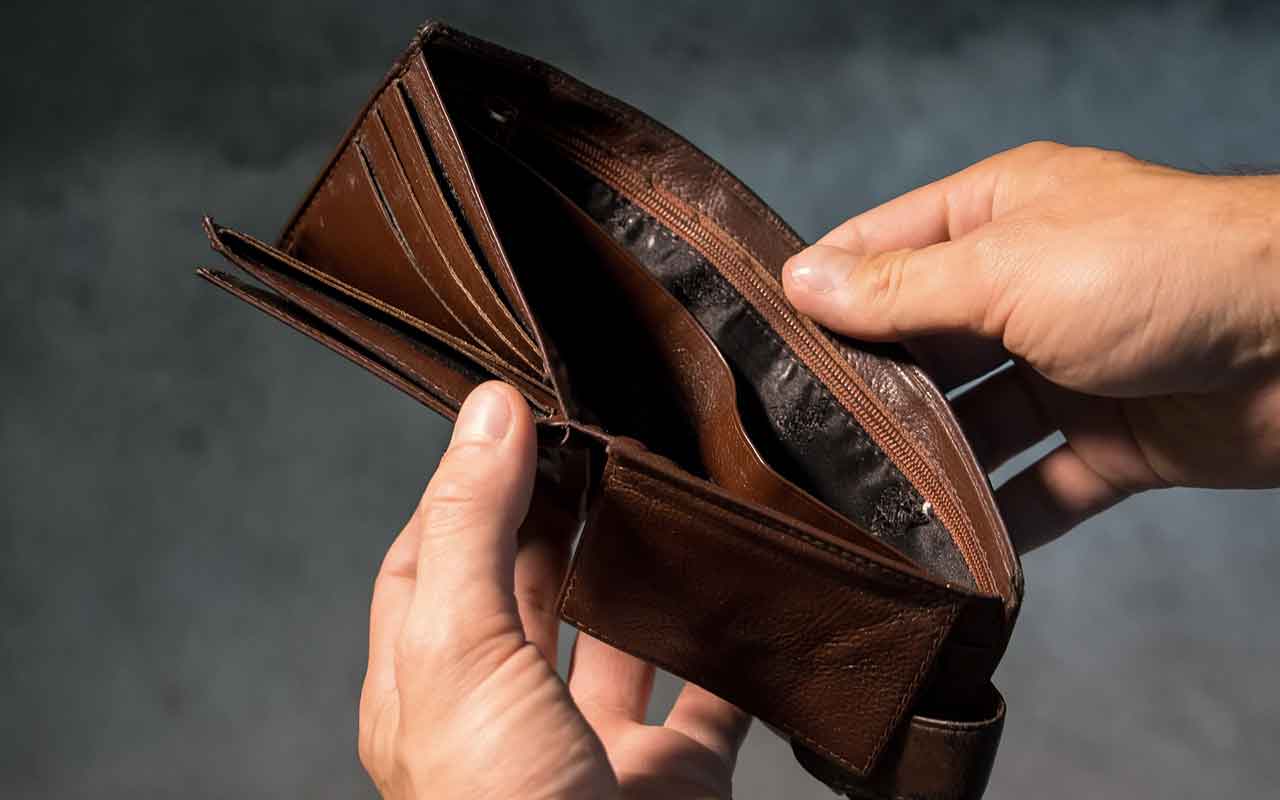 Las personas más pobres viven casi 4 años menos que las más ricas
