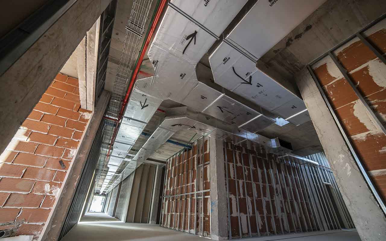 2.000 m2 de conductos URSA AIR Incare en un nuevo colegio de educación especial de Xátiva (Valencia)