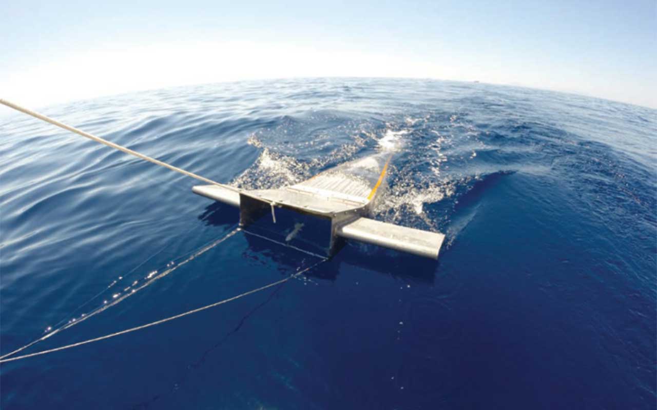 How important is plastic recycling in the aquaculture sector?