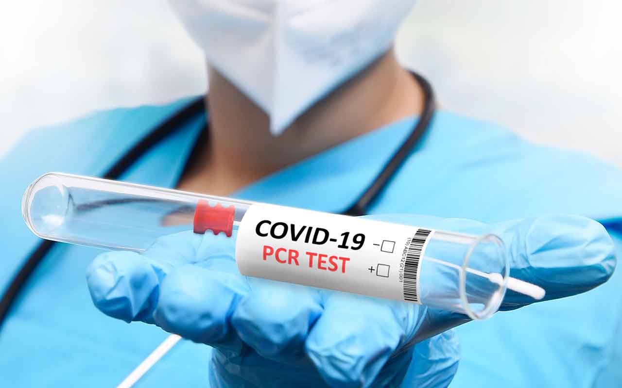 Los laboratorios de los hospitales públicos españoles están hoy más preparados que antes de la pandemia