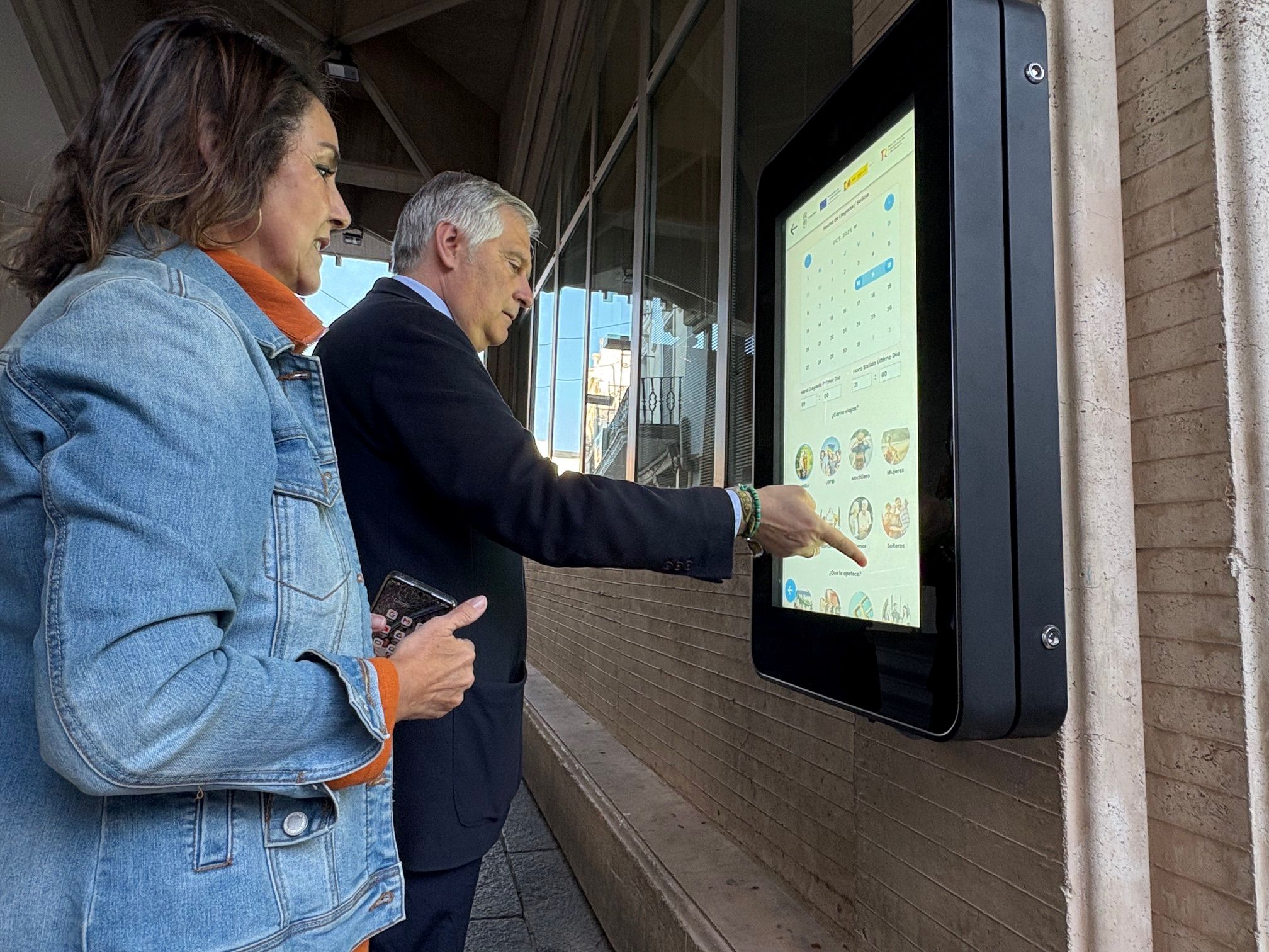 Ciudad Real, a la vanguardia del turismo con la inteligencia artificial de sus nuevas pantallas interactivas