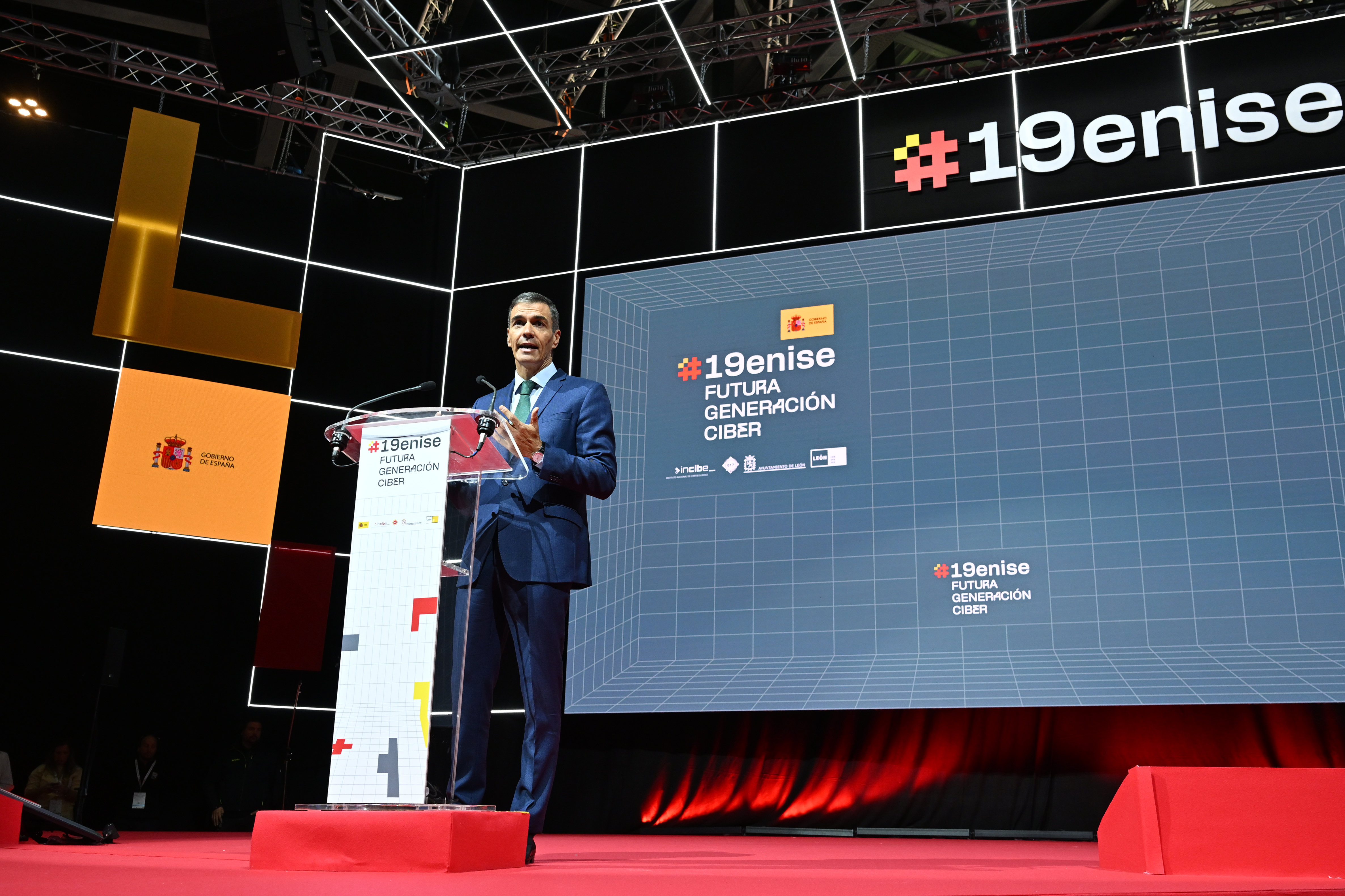 El presidente del Gobierno clausura 19ENISE