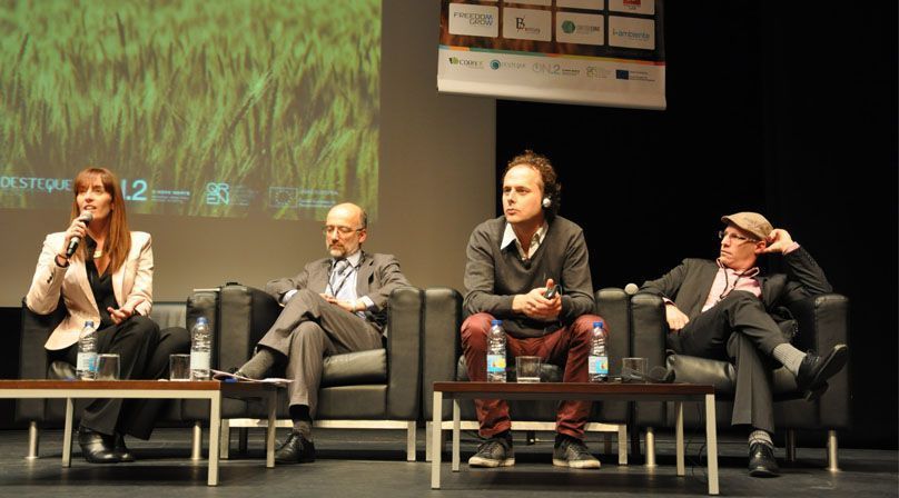 Smart Travel 2014