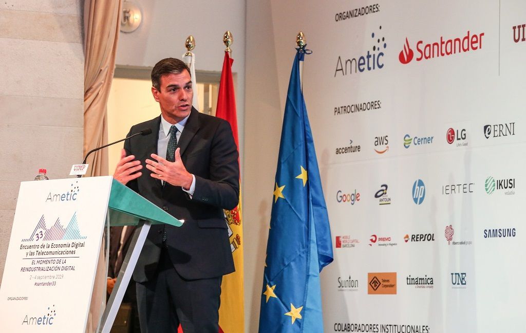 Pedro Sánchez se compromete a impulsar la digitalización en España Pedro Sánchez se compromete a impulsar la digitalización en España