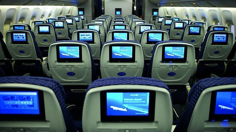 Pantallas en el avión