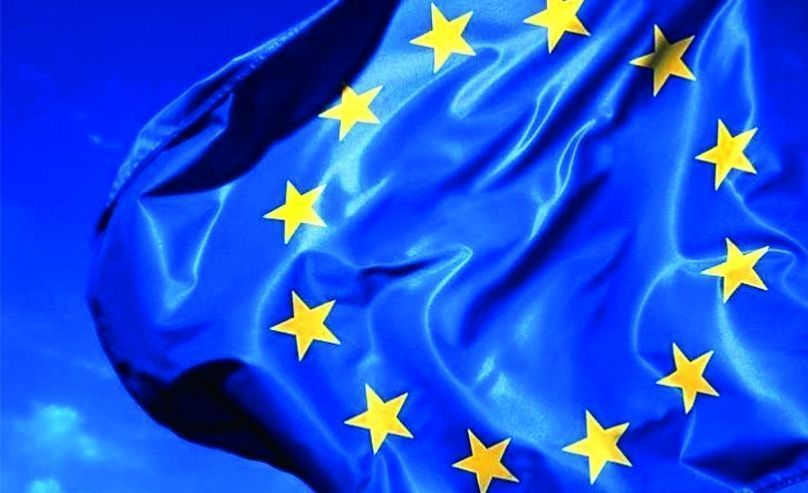 UE
