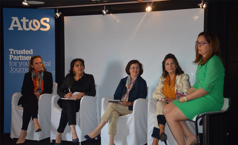 Almudena Roman, Gloria Ortiz, Dolores Pescador, Sofia Rodriguez, Merecedes Paya