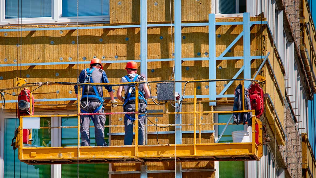 FTI Consulting y Greenward Partners crean un modelo para medir el riesgo de la inversión en rehabilitación energética de edificios