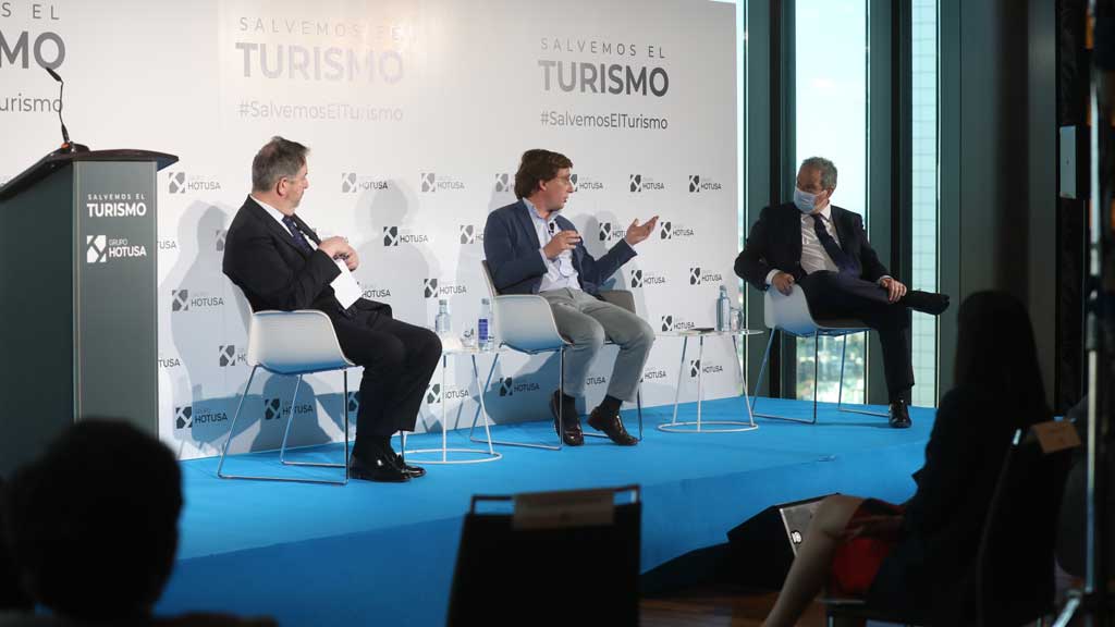 Martinez Almeida y Hereu “salvan” el turismo