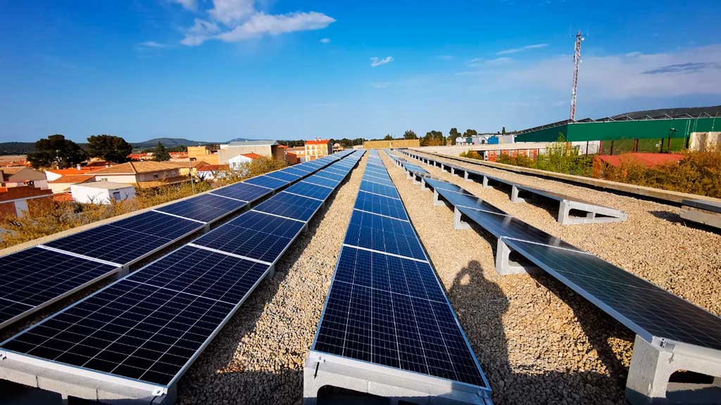 Sapiens Energía, primera empresa en adherirse al convenio de IVACE e I-DE (Iberdrola) para impulsar las comunidades energéticas