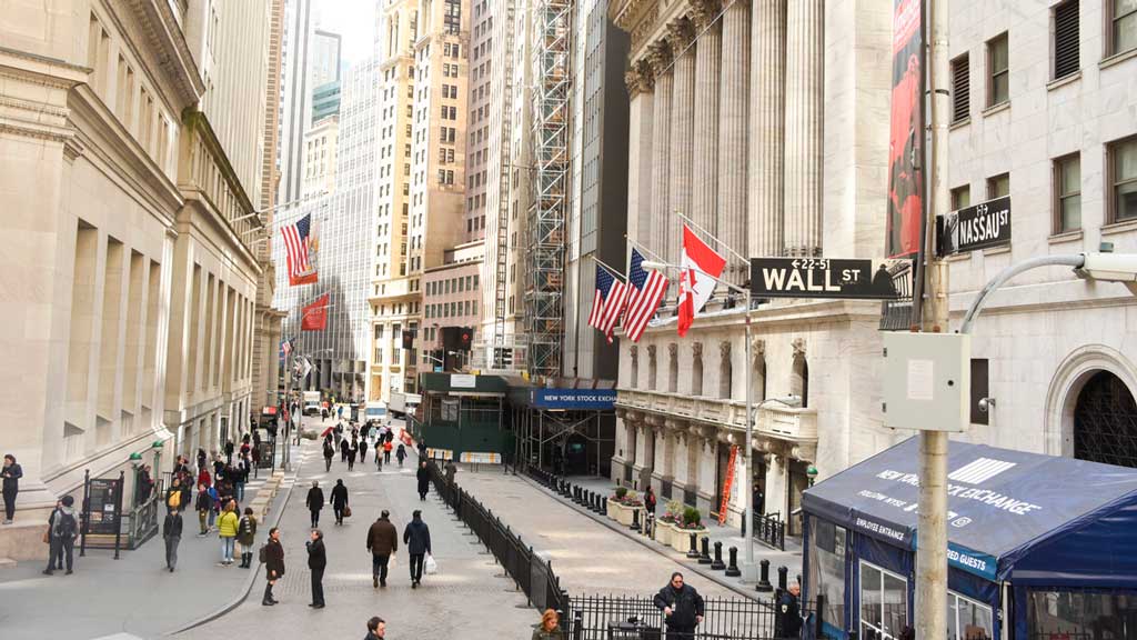 U.S. economy faces daily loss of nearly $198 million due to travel restrictions
