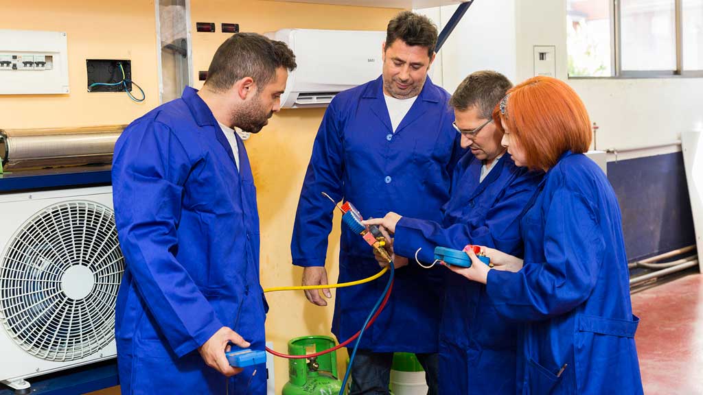 AGREMIA: campaña para promover la incorporación de profesionales al sector de las instalaciones y la energía