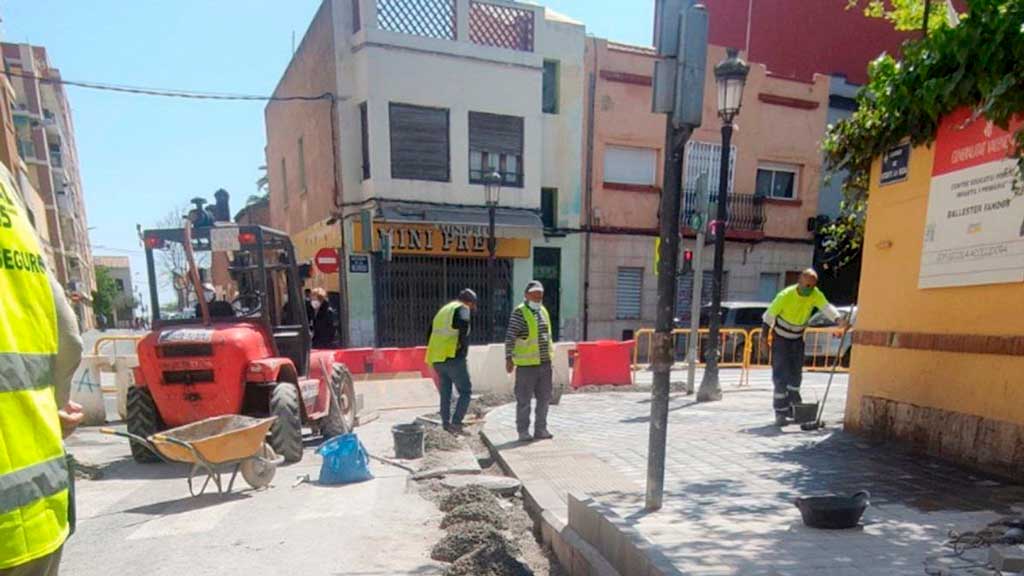 Valencia aborda la digitalización del archivo de obras y actividades para acelerar trámites y dinamizar la economía