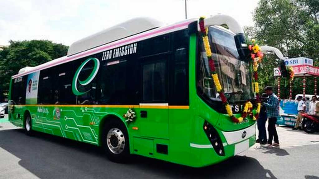 Delhi Govt floats tender for 140 e-buses under cluster scheme