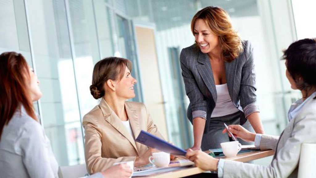 Fujitsu incorporará en España de cara al 2025 un 30% de sus mujeres a posiciones de dirección