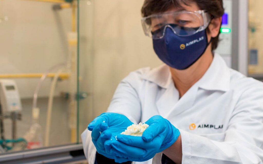 Nuevas técnicas para dar una segunda vida a residuos de envases, textiles, neumáticos o colchones 