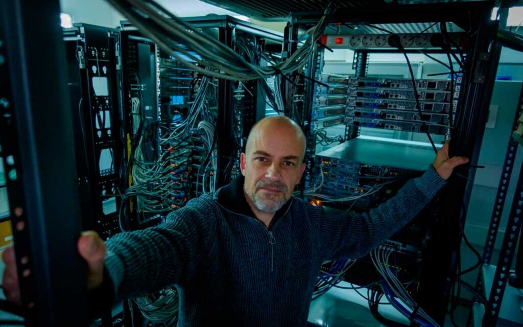 El investigador Coen de Graaf consigue dos proyectos para trabajar con los superordenadores más rápidos del mundo