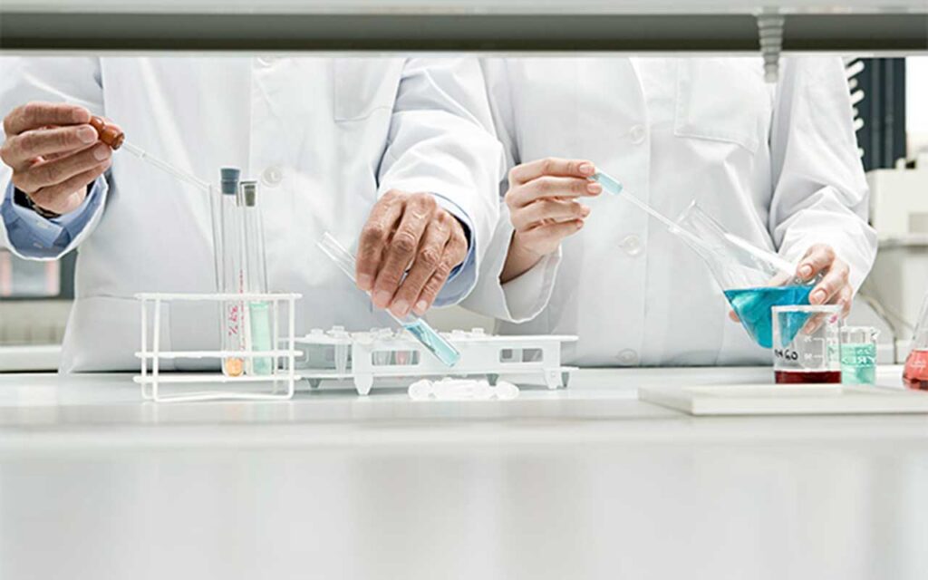 Los mayores avances tecnológicos de la química en 2021 y qué esperar de 2022