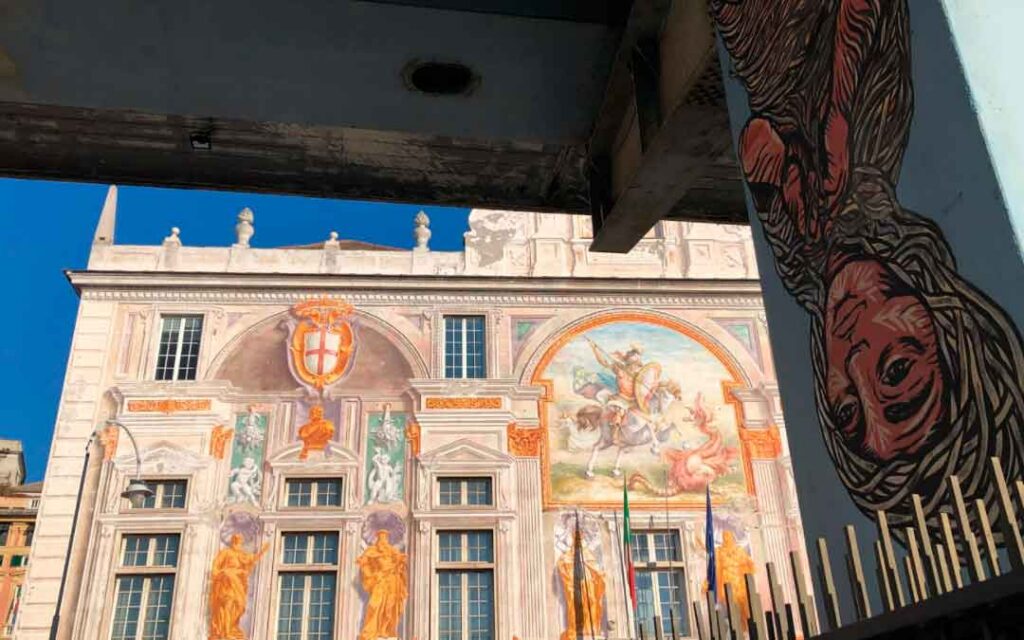 The Municipality of Genova met local stakeholders to discuss the regeneration of the historic city centre