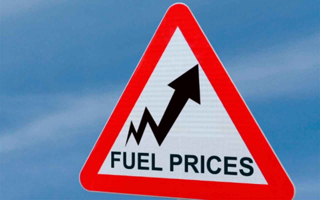 La IRU pide medidas urgentes ante el precio del combustible para evitar la crisis económica