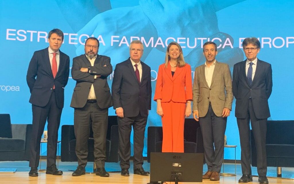 Líderes de la industria farmacéutica quieren recuperar el terreno perdido en investigación biomédica frente a EEUU y Asia