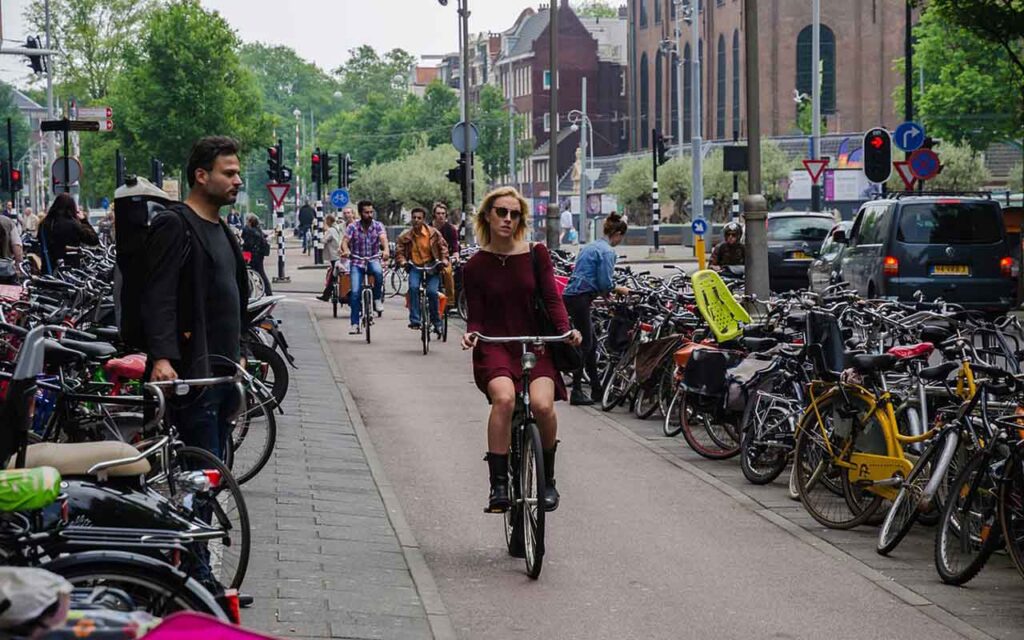 Cycling towards energy independence
