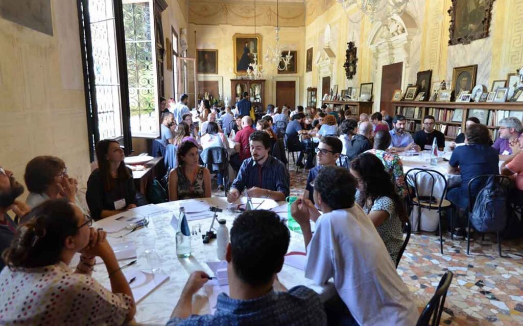 Una metodología para realizar consultas ciudadanas en ciencia