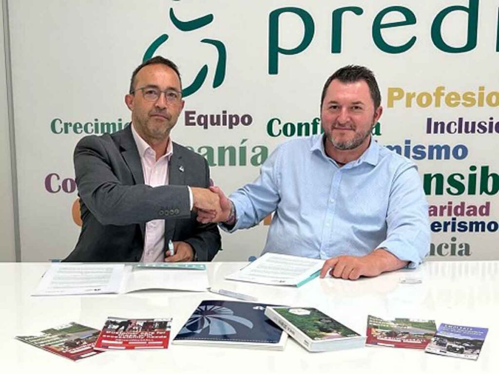 La Fundación de los Ferrocarriles Españoles y PREDIF renuevan su compromiso para mejorar la accesibilidad de las vías verdes