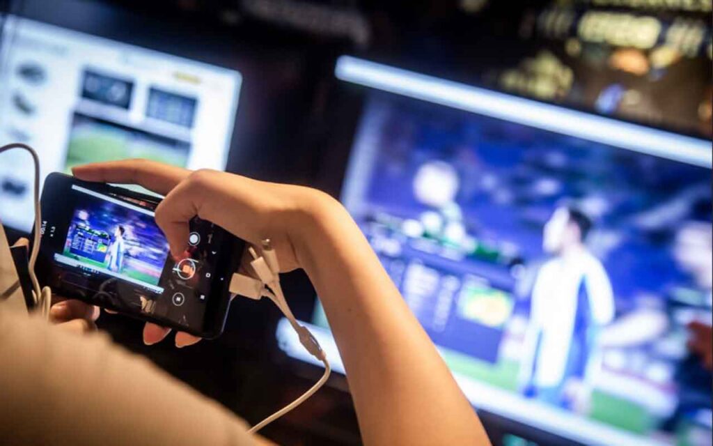 Un informe realizado por Nielsen y LaLiga Tech muestra que aumenta la afición al deporte impulsada por las nuevas plataformas digitales