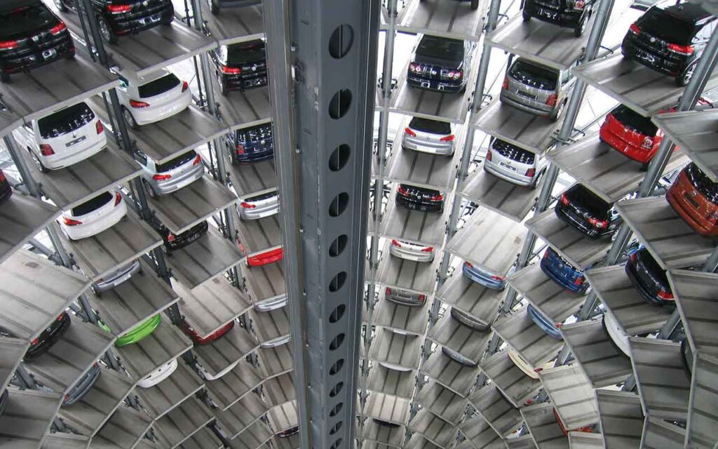 El parking del futuro será robotizado y con servicio delivery