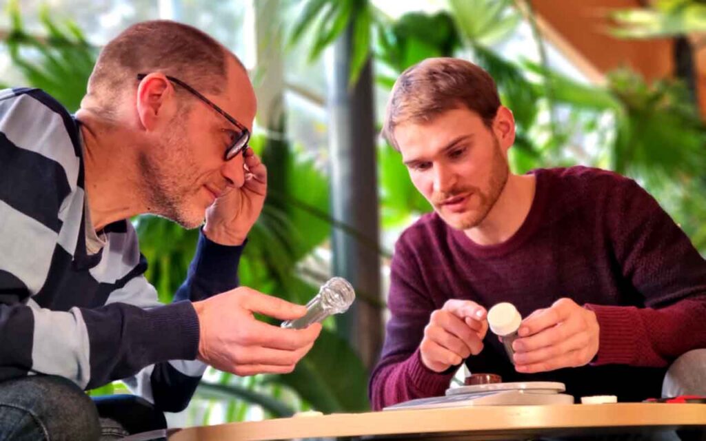 Absolut Vodka bottle gets fibre-based screw cap from Sweden