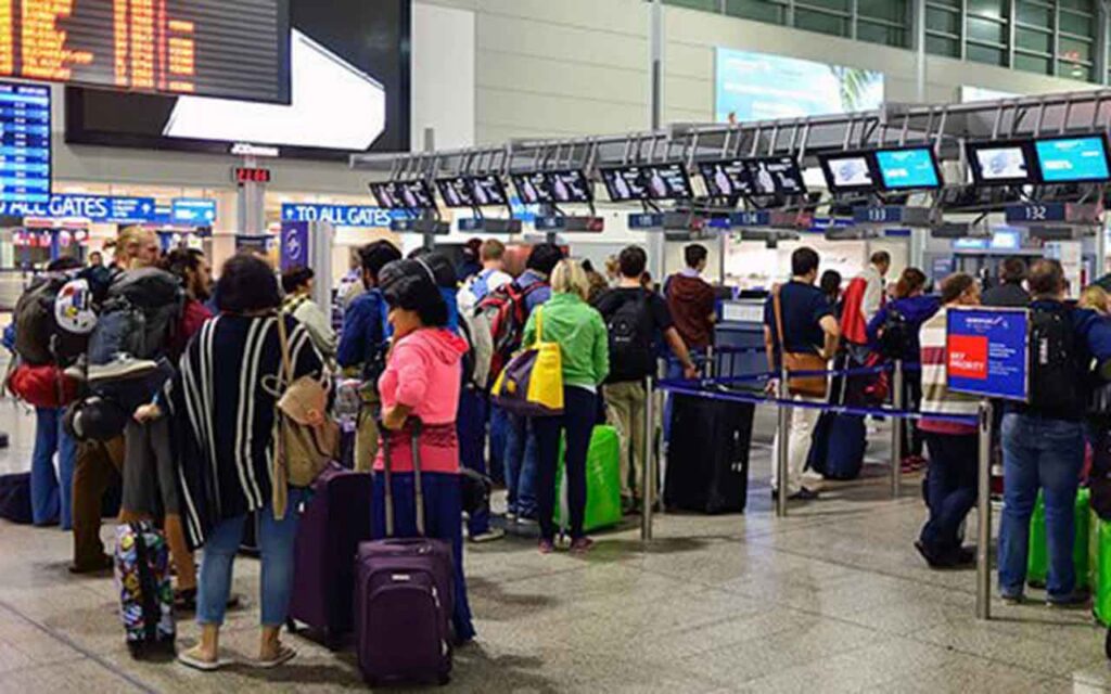 Will Electronic Bag Tags Make Air Travel Less Chaotic?
