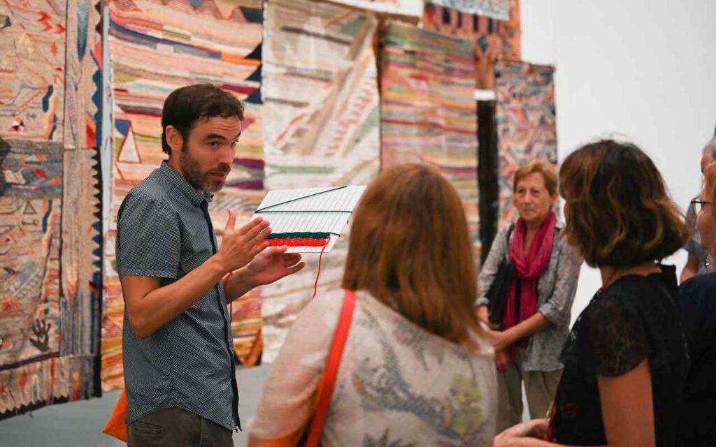 El Clínic y el MACBA impulsan acciones vinculadas al arte para mejorar el bienestar de los pacientes