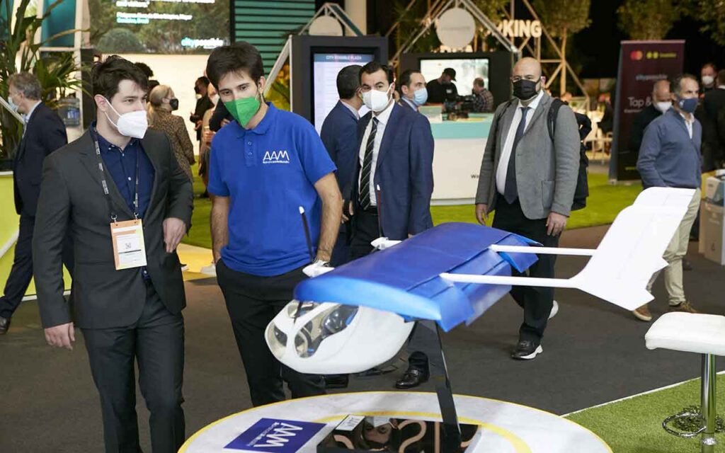 Descarbonización, transporte público y movilidad aérea urbana, temas clave en Tomorrow.Mobility 2022