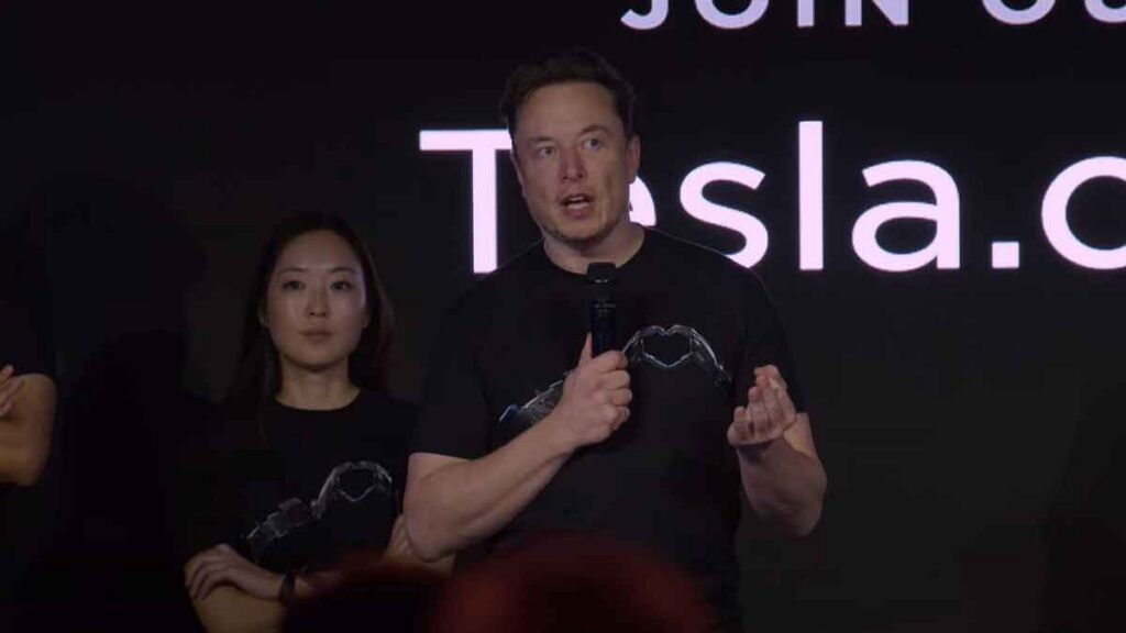 Elon Musk’s New Humanoid Robot Might One Day Buy Your Groceries