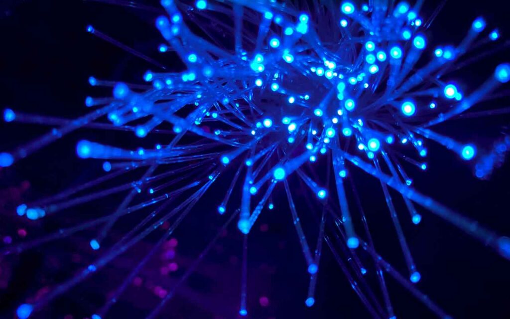 Descubren la existencia de una ley física que crea un nuevo escenario de la fuerza que la luz ejerce sobre la materia