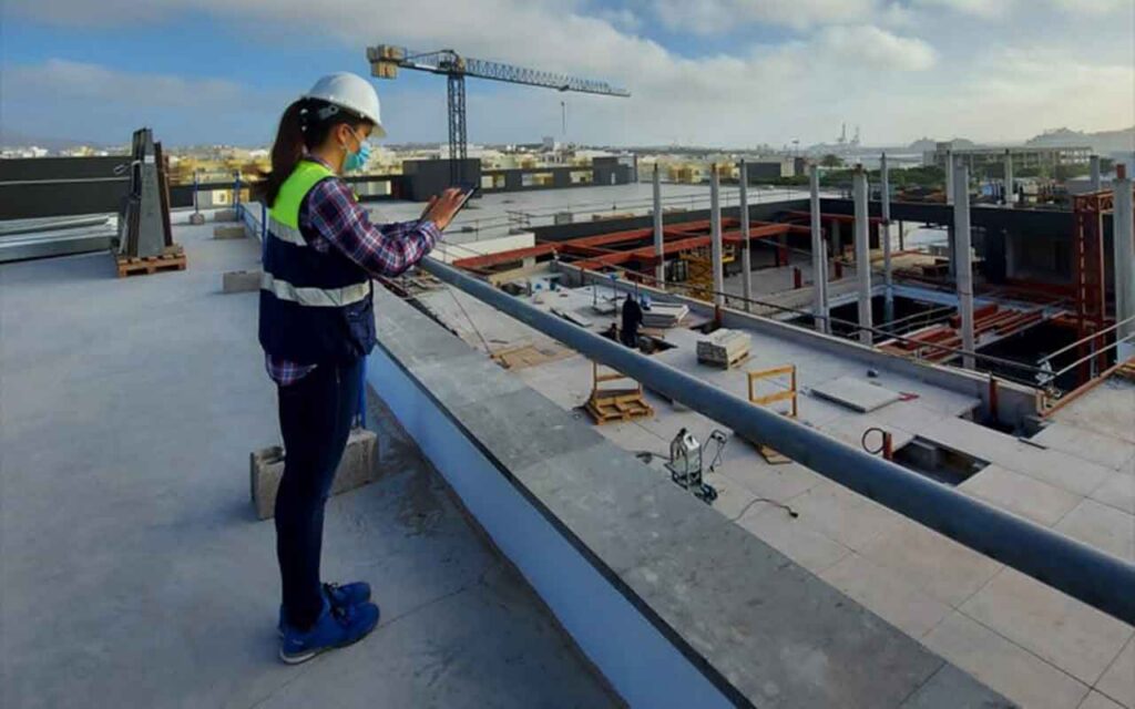 El Clúster de la Edificación reclama que se facilite el acceso de mujeres y jóvenes al sector de la construcción