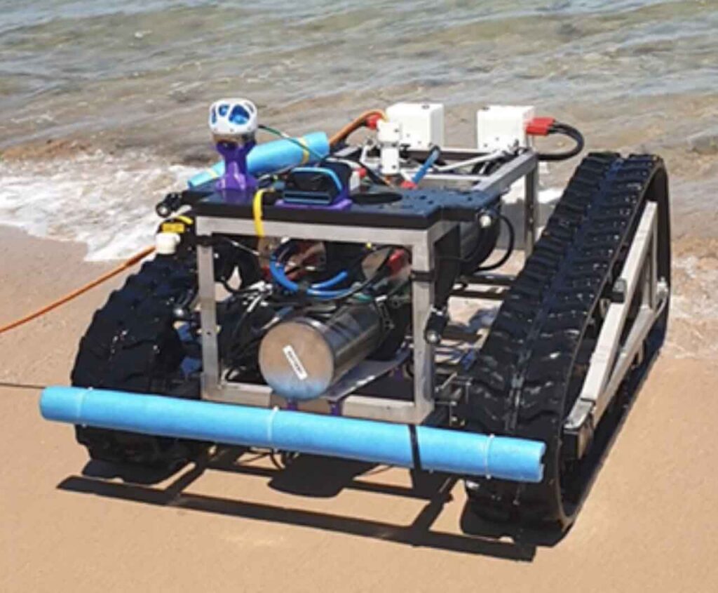 Flinders University Develops Underwater Crawler
