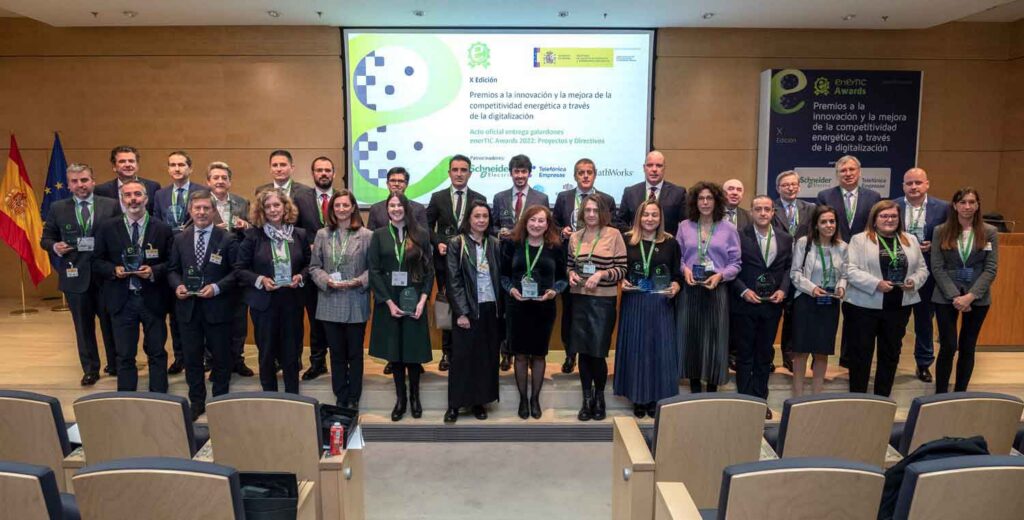 enerTIC.org entrega sus premios, reconociendo los proyectos tecnológicos más innovadores y la trayectoria de directiv@s que marcan tendencia