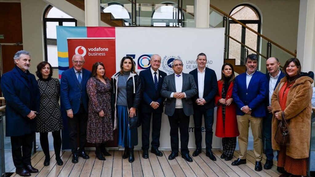 Vodafone y la Universidad de Málaga firman un convenio de colaboración para impulsar proyectos de I+D basados en necesidades de negocio reales