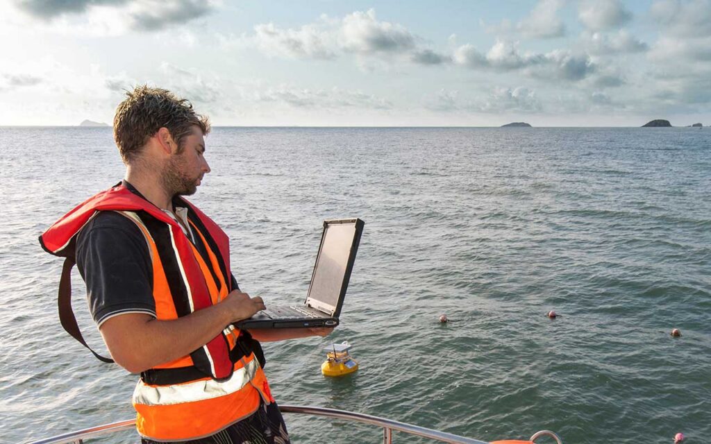 La inteligencia artificial y las tecnologías avanzadas se sumergen en el mar para preservar los recursos y generar crecimiento económico