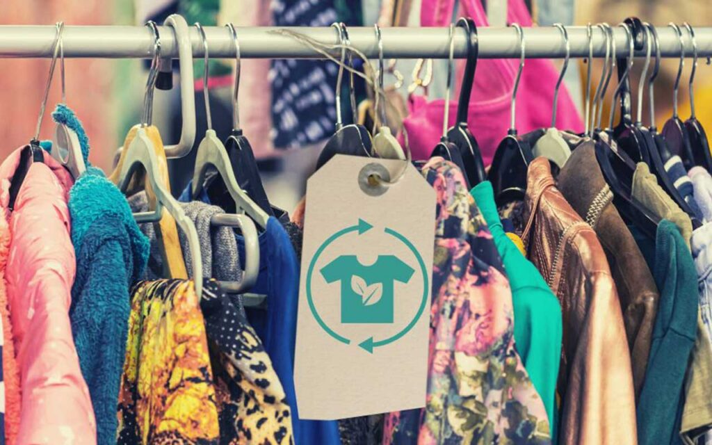 La conciencia ecológica de los consumidores dispara un 45% la compraventa de ropa de segunda mano en el último año