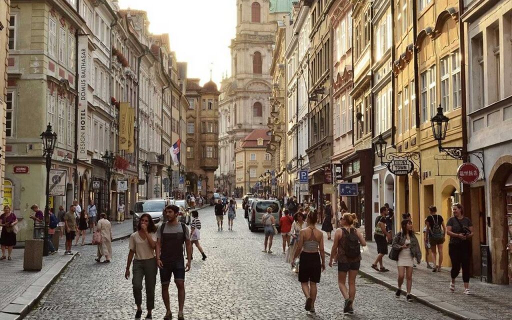 Praga y sus socios están aplicando proyectos relacionados con la estrategia de turismo sostenible