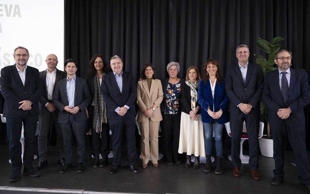 Plastics Europe reúne a instituciones y expertos para analizar la nueva era del plástico