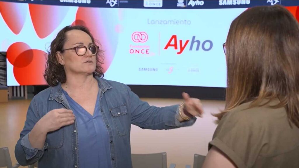 Fundación ONCE y Samsung presentan Ayho: la app que facilita el empleo con apoyo a las personas con discapacidad