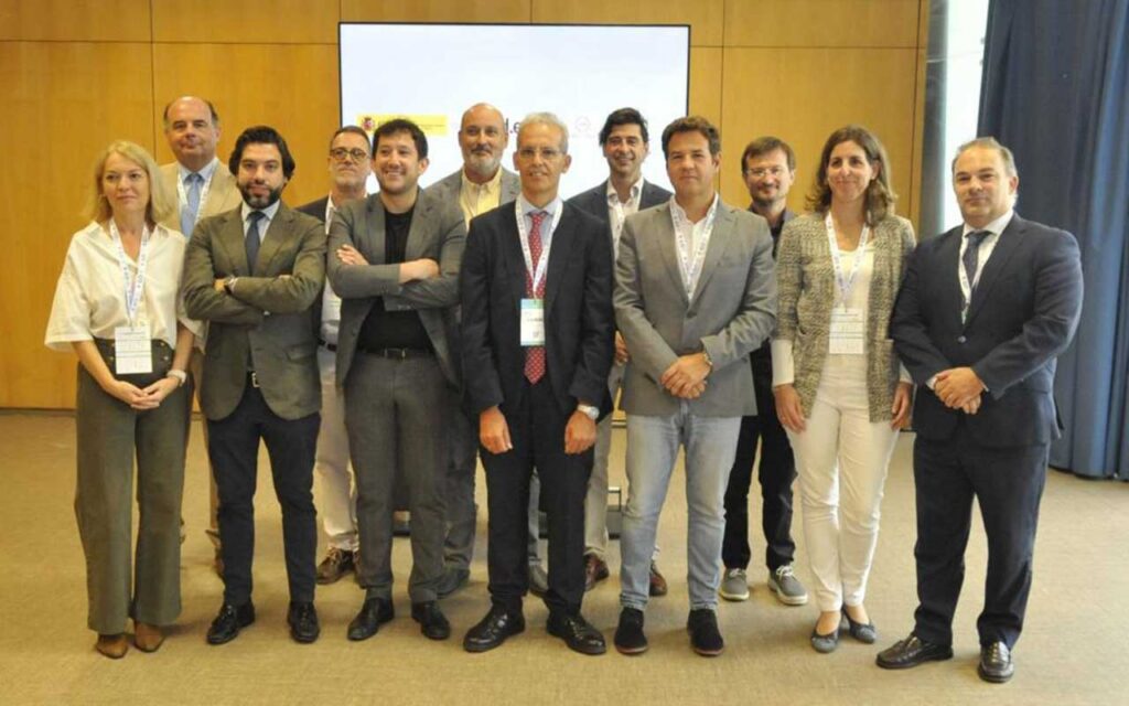 Red.es y la FEMP renuevan su compromiso con el impulso de las ciudades y territorios inteligentes 