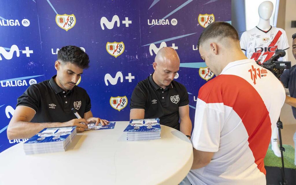 Movistar y LALIGA recorren 18 ciudades españolas con su experiencia de fútbol interactiva