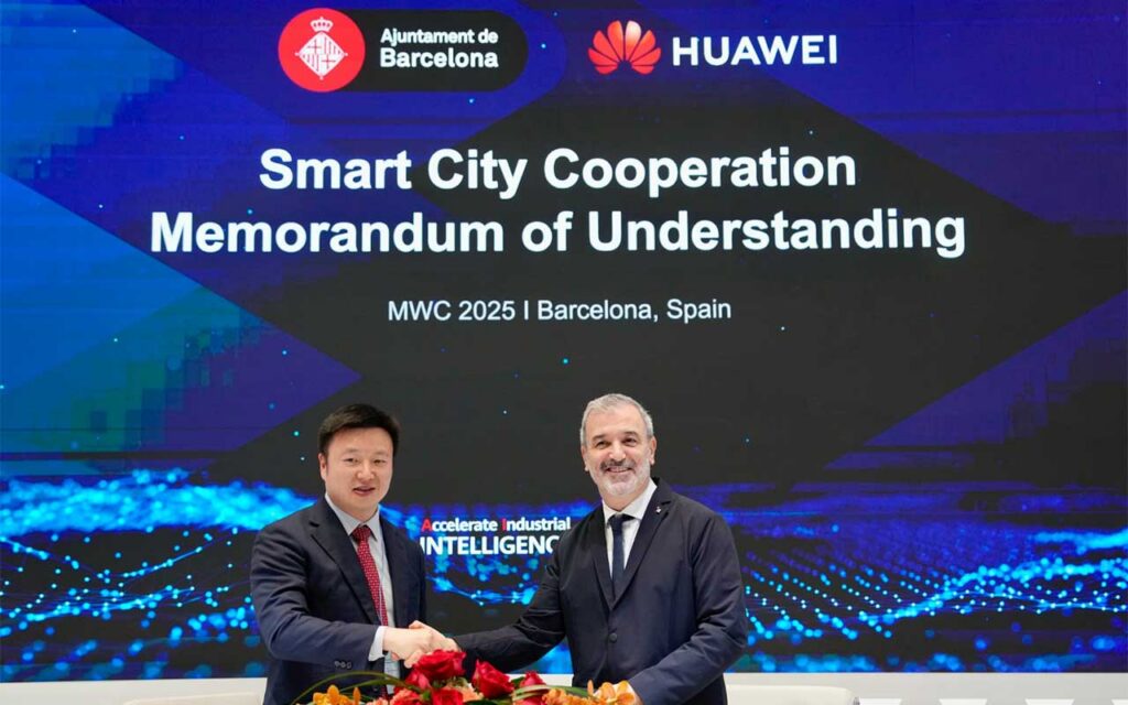 Huawei y el Ayuntamiento de Barcelona firman un acuerdo para avanzar en iniciativas de ciudad inteligente