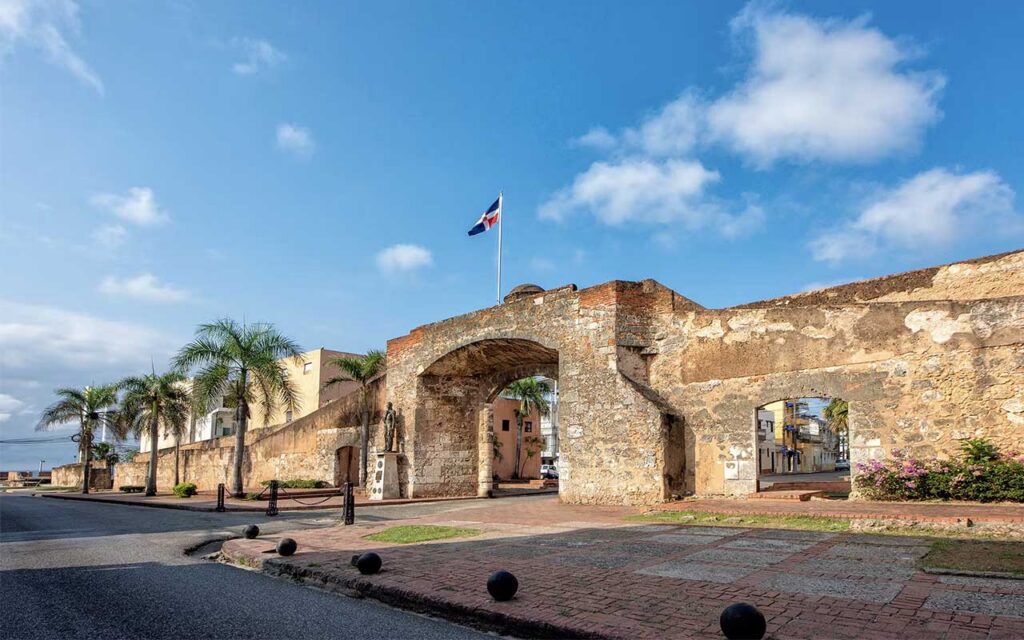 Ciudad Colonial de Santo Domingo en proceso de conversión a Destino Turístico Inteligente